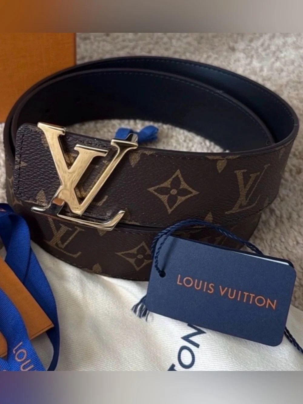 LOUIS VUITTON